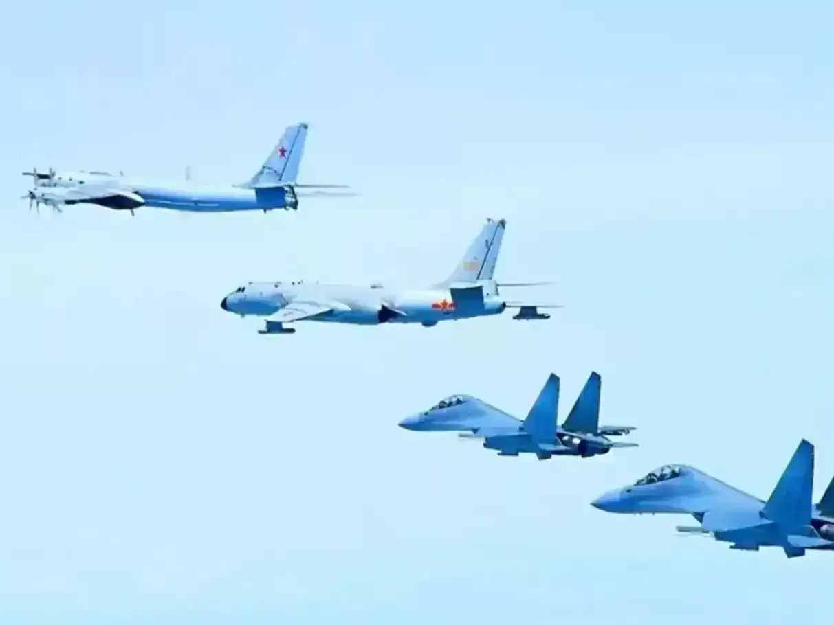 Reconnaissance aircraft