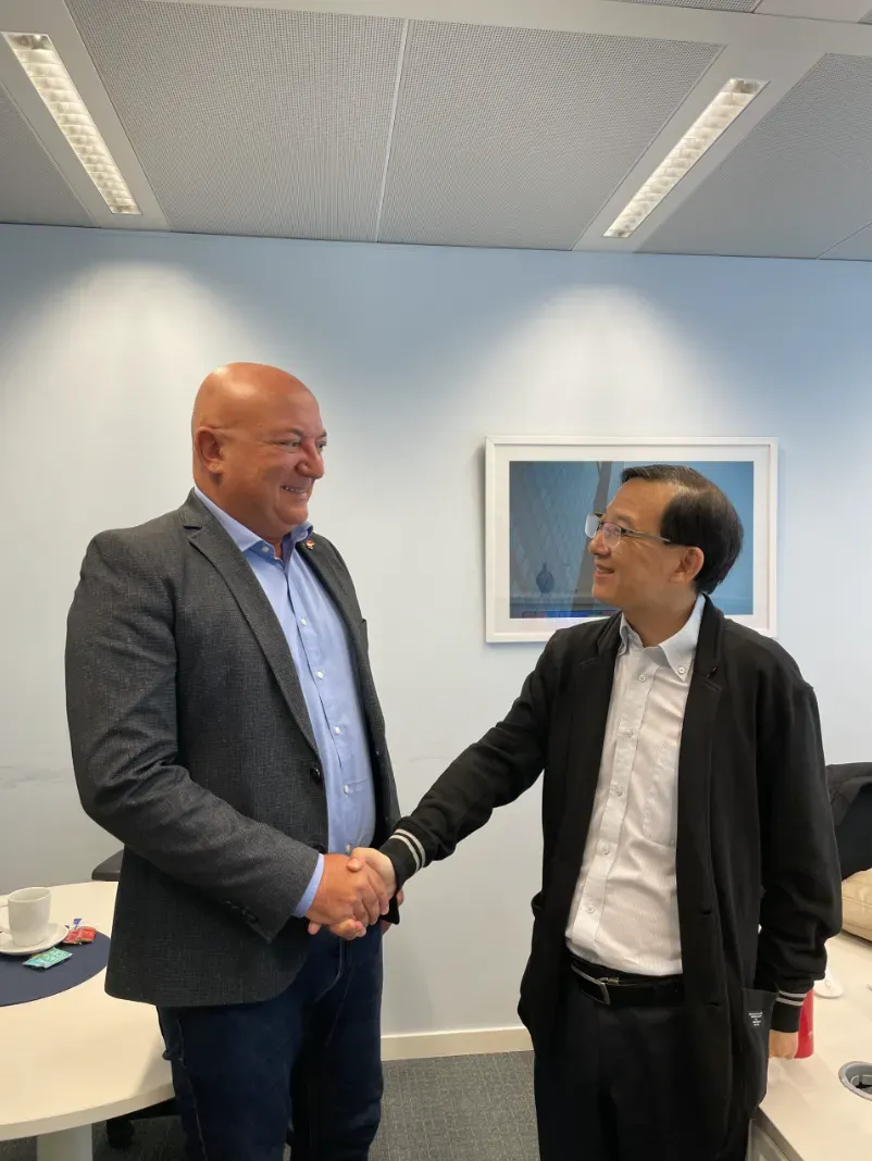 Dr. Carmel Abela and ICES Executive Director Yang Li