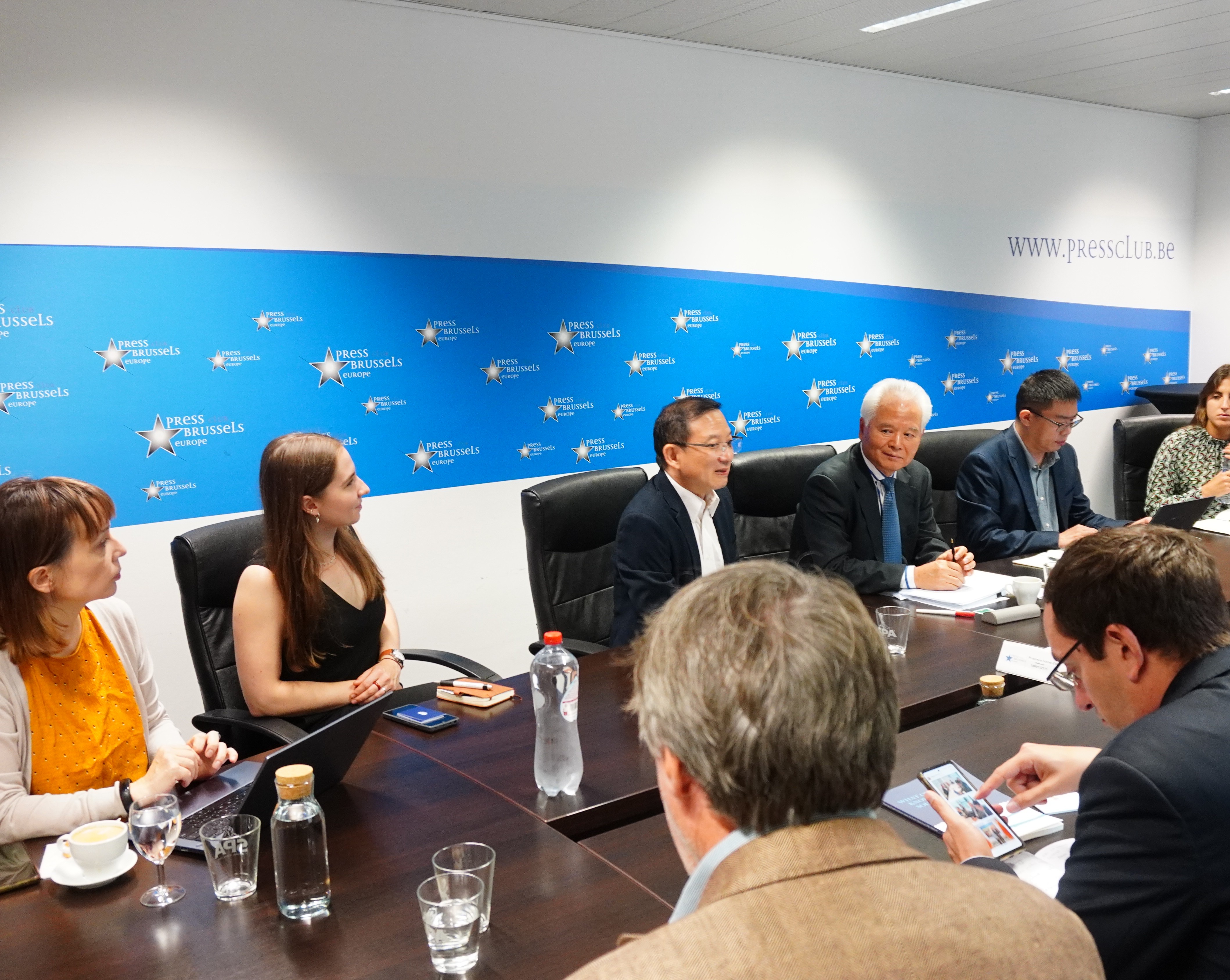 roundtable